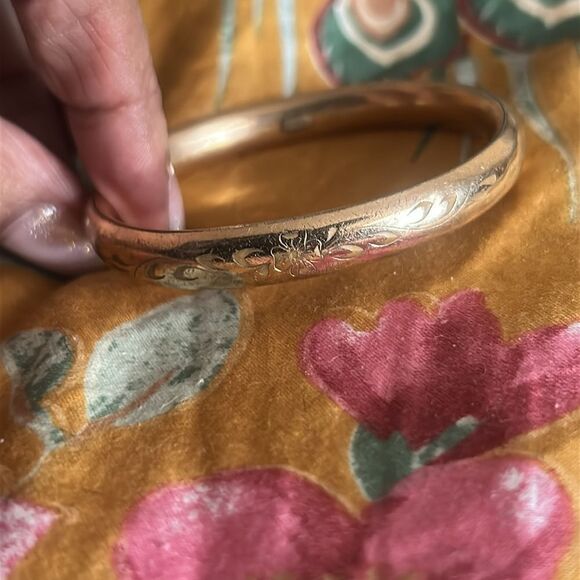 Gold Filled Bangle Bracelet - Picture 6 of 8